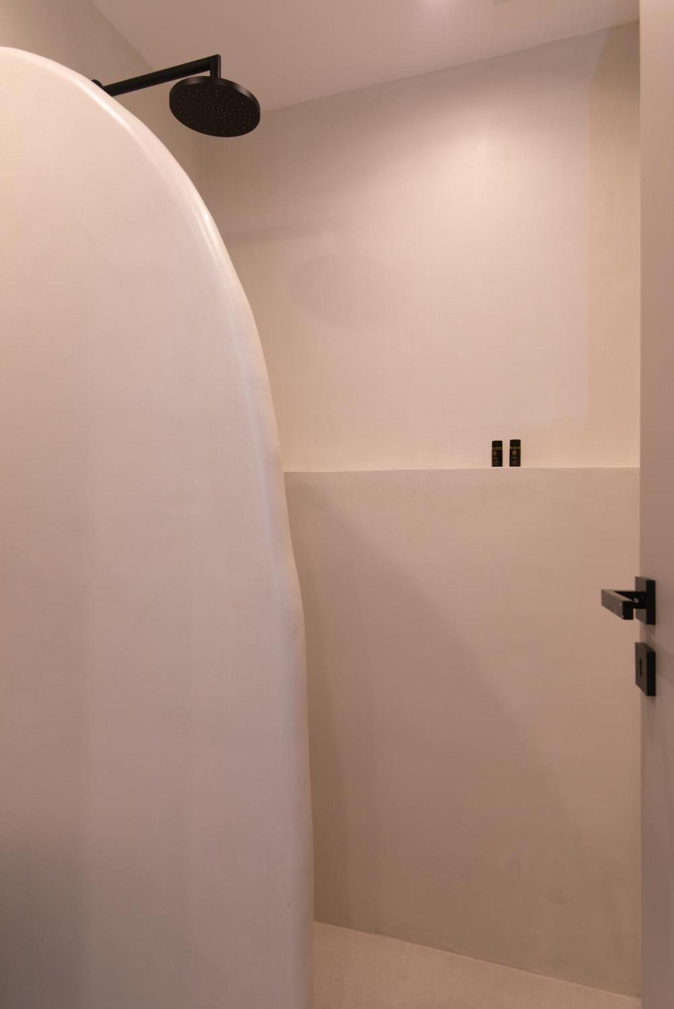 O Kapetan Andreas Apartment Kamares  Bagian luar foto