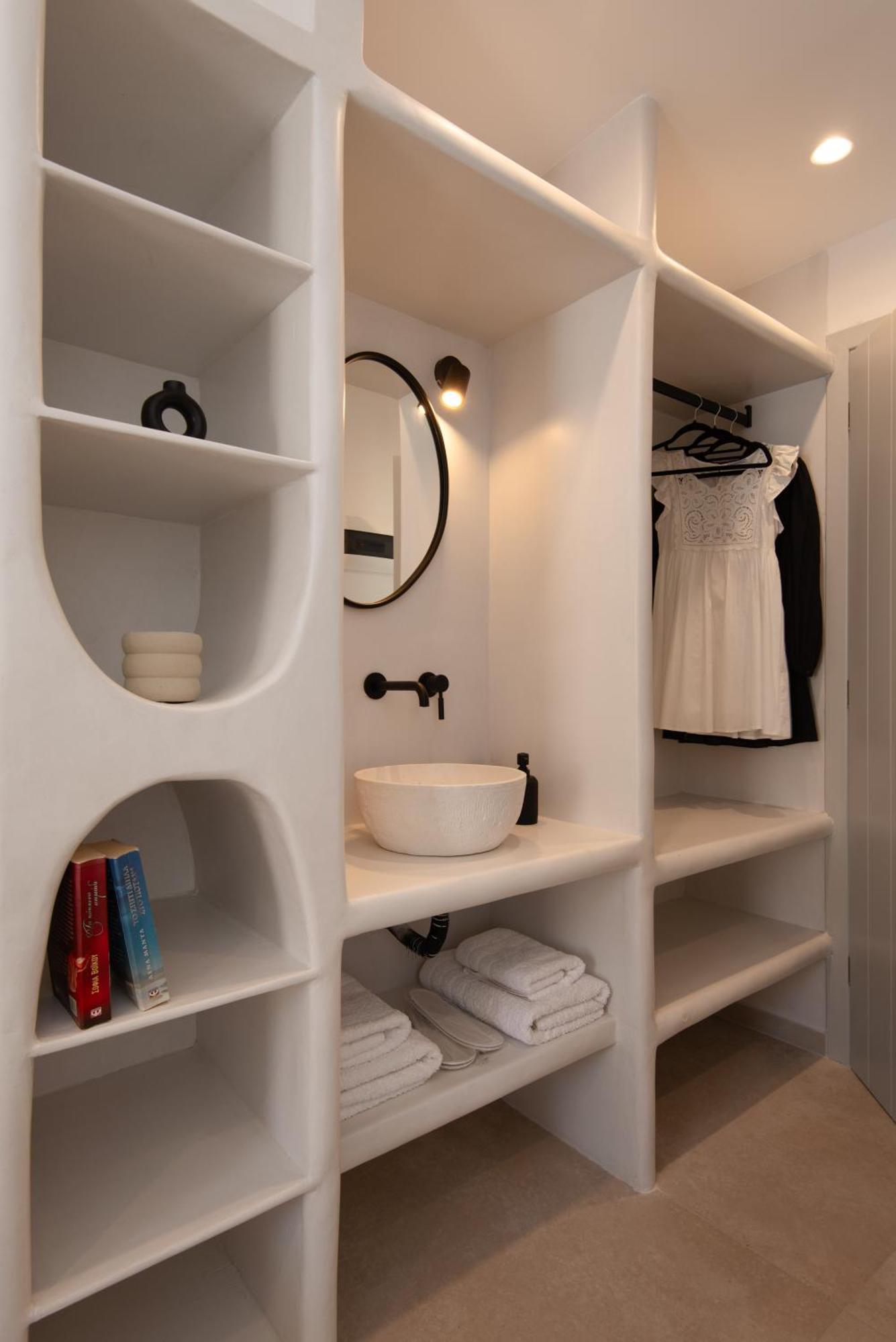 O Kapetan Andreas Apartment Kamares  Bagian luar foto