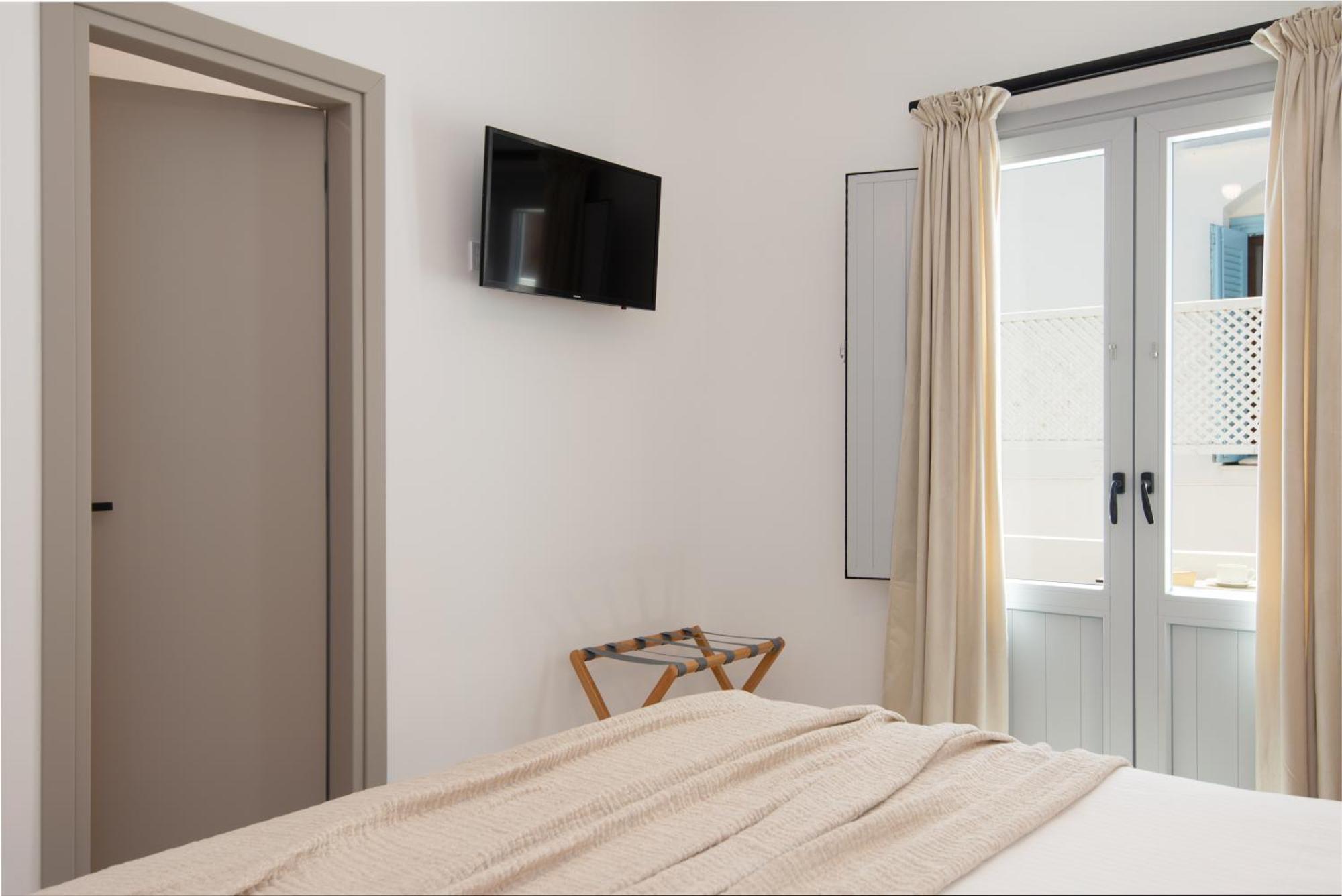 O Kapetan Andreas Apartment Kamares  Bagian luar foto
