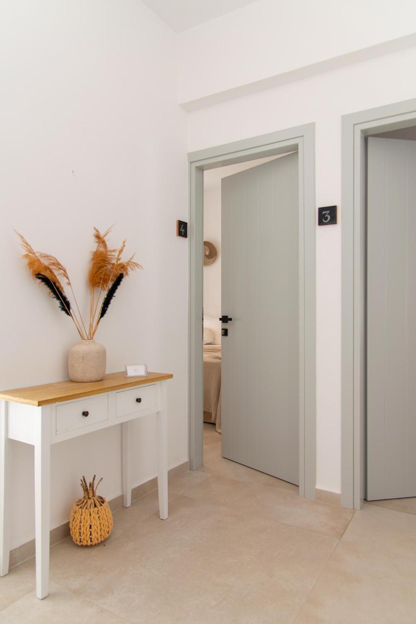 O Kapetan Andreas Apartment Kamares  Bagian luar foto