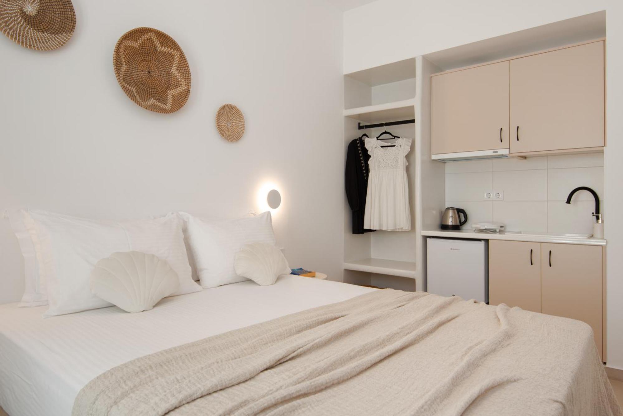 O Kapetan Andreas Apartment Kamares  Bagian luar foto